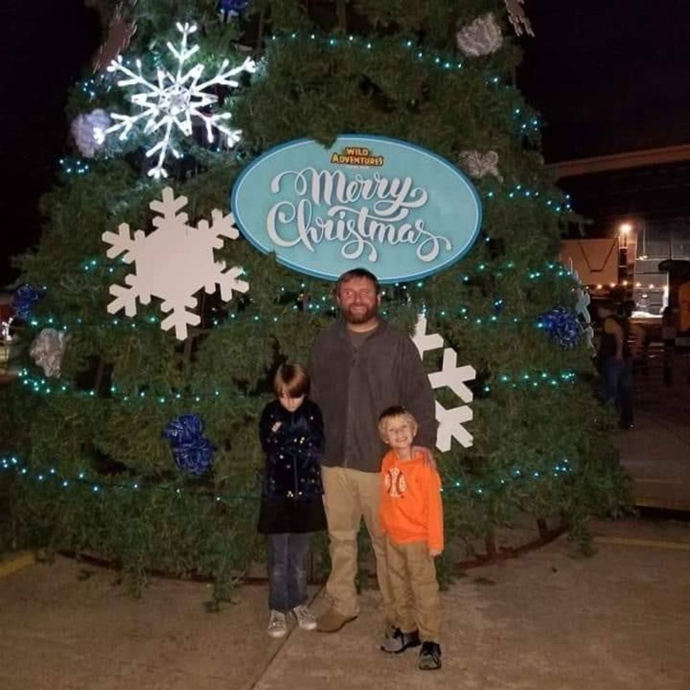 Meet your Posher, Elvis